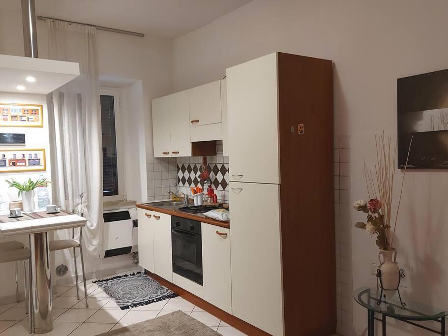 Delizioso Appartamento Centro Storico, Frosinone Exterior foto